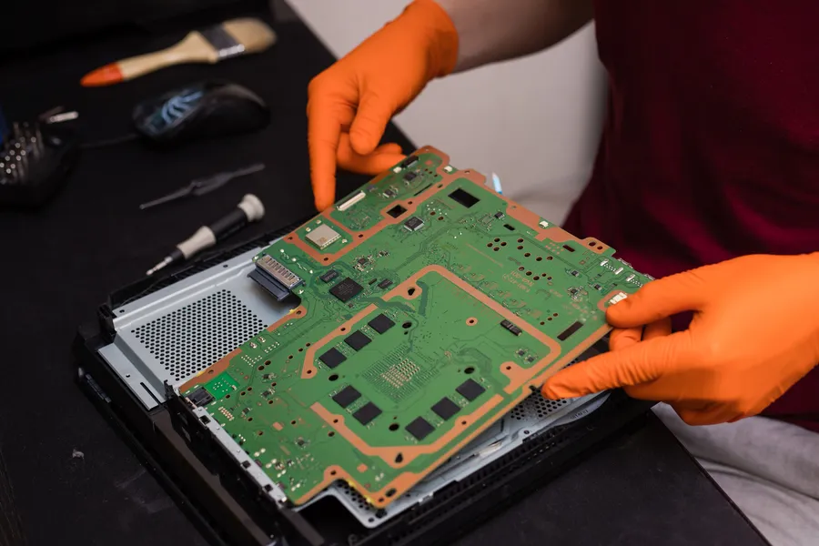 What To Expect During A Console Repair Appointment in Detroit, MI What To Expect During A Console Repair Appointment in Detroit, MI